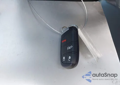 2018 Chrysler 300 Touring L из США, поврежденный, VIN 2C3CCAAG6JH117444